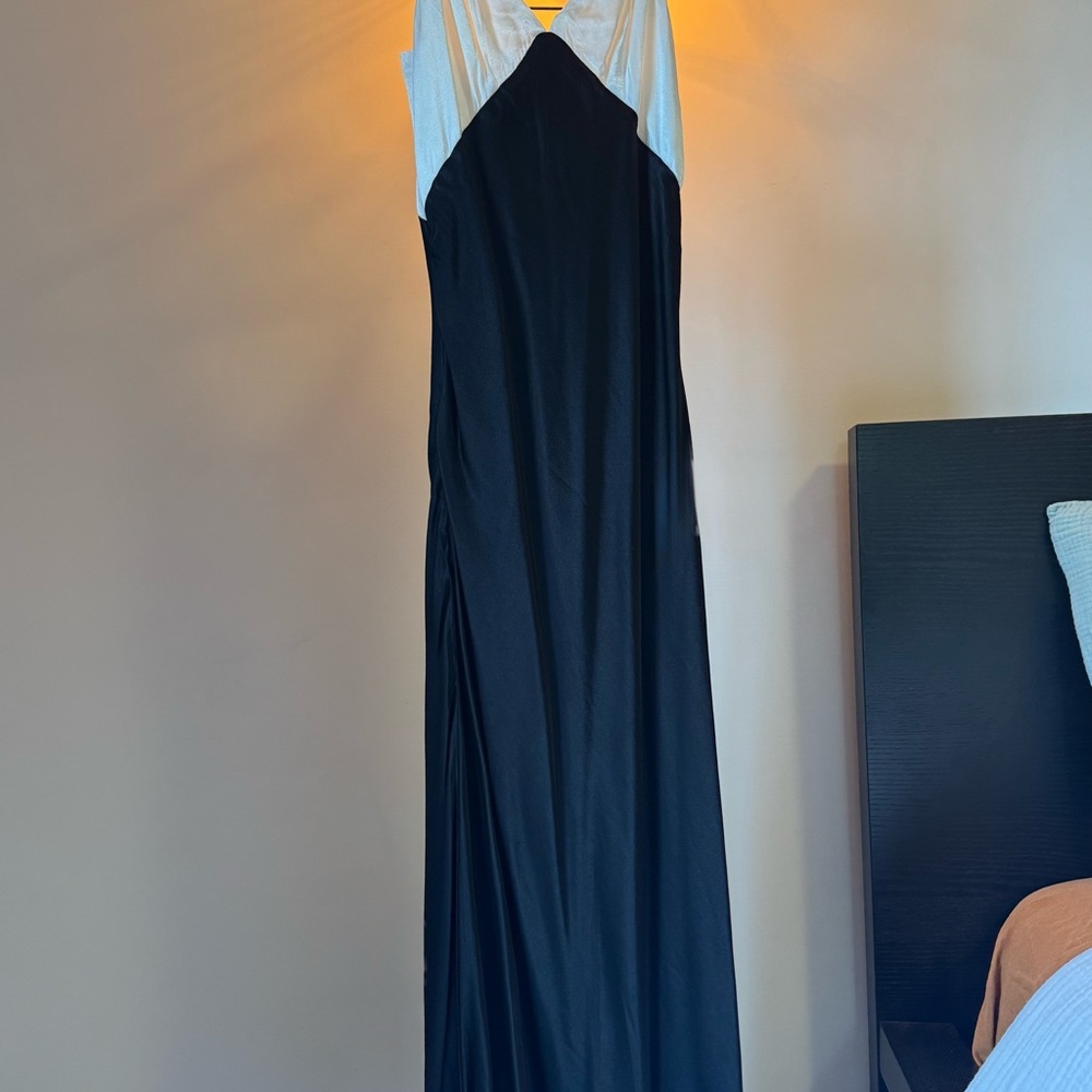 DISSH Black and White Women's Dress - Picture 10 of 10